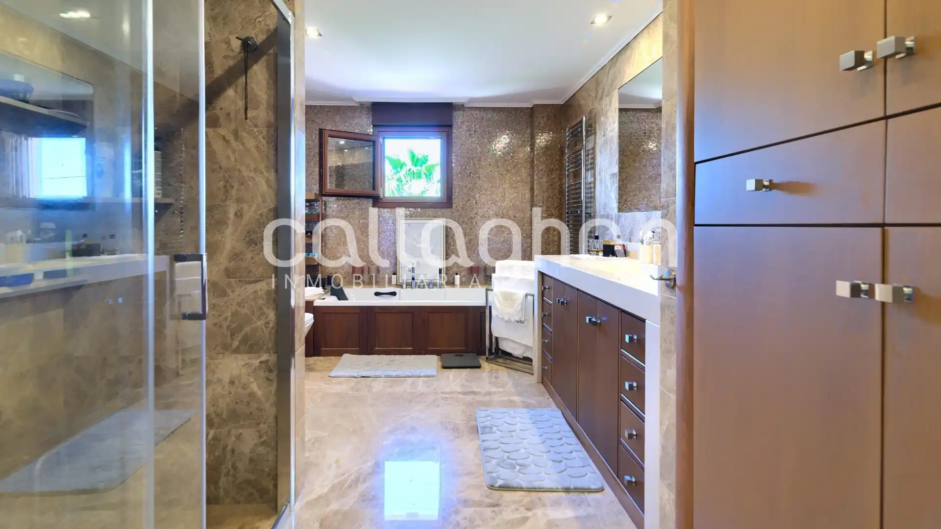 Bany de Casa o xalet en venda en Burriana / Borriana amb Aire condicionat, Calefacció i Jardí privat
