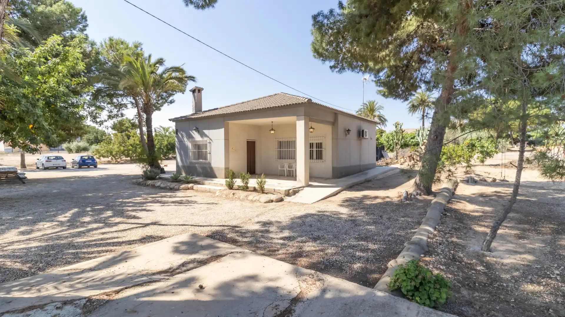 Vista exterior de Casa o chalet en venta en Elche / Elx con Aire acondicionado, Trastero y Amueblado