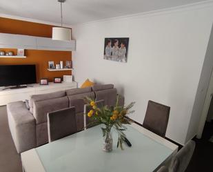 Living room of Flat for sale in Palma del Río  with Air Conditioner and Furnished