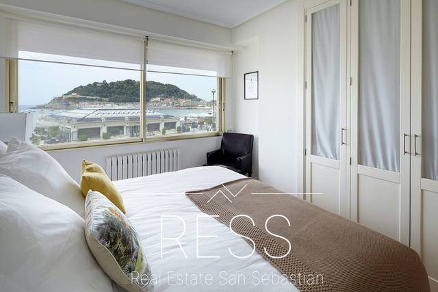 Piso en Venta en Mirakontxa Pasealekua, 9 en Área Romántica