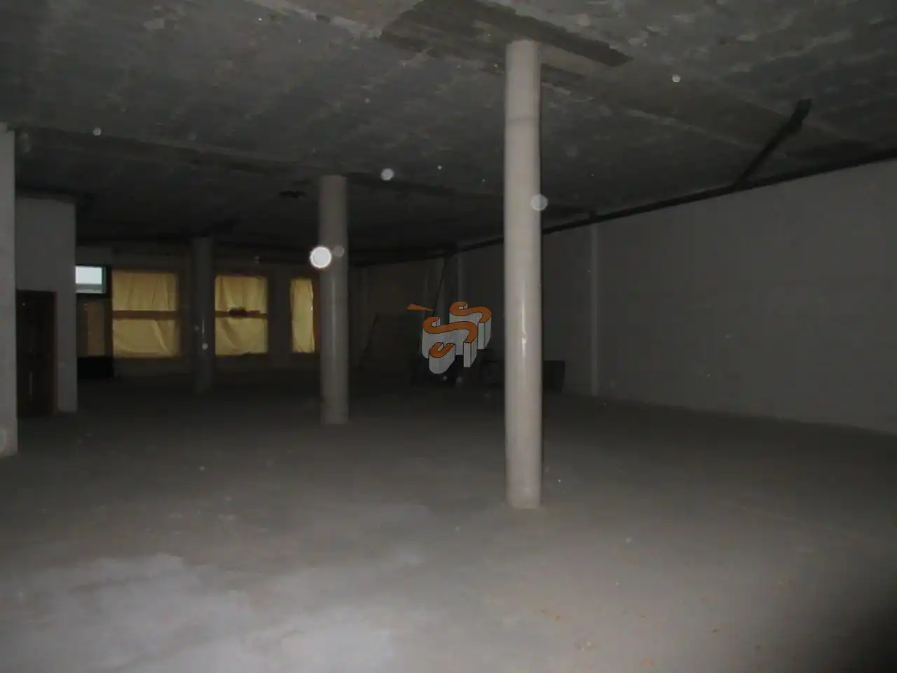 Local comercial en venta en Porta Nova, imagen 4