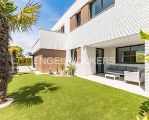 Exterior view of House or chalet for sale in Sitges  with Air Conditioner, Heating and Private garden