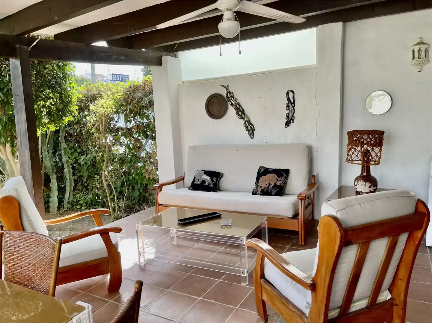 Terrasse von Erdgeschoss zur Miete in Marbella mit Klimaanlage und Schwimmbad