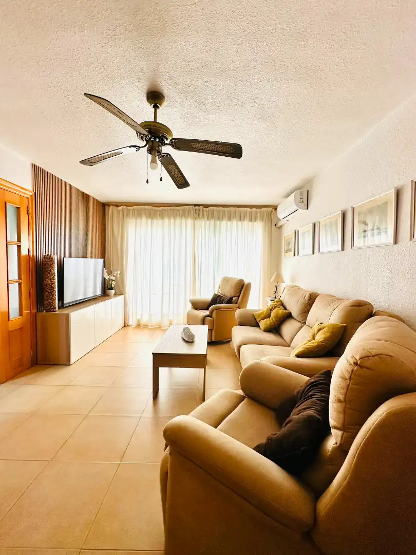 Living room of Flat for sale in Águilas  with Air Conditioner, Furnished and Balcony