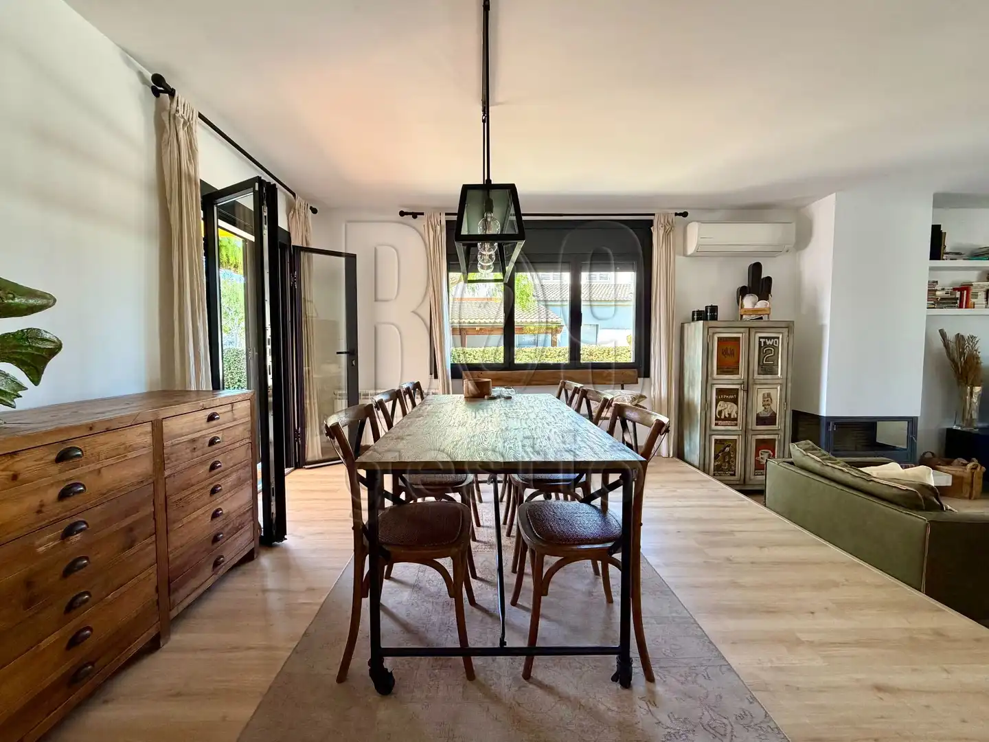 Comedor de Casa o chalet en venta en Tarragona con Aire acondicionado, Calefacción y Jardín privado