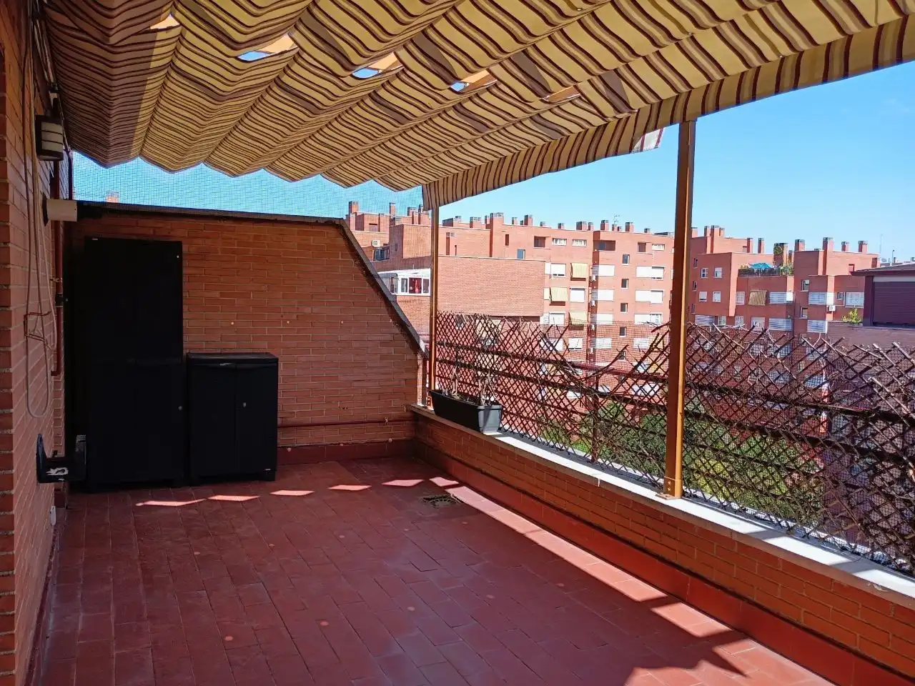 Terrasse von Dachboden zur Miete in Madrid mit Klimaanlage, Heizung und Parkett