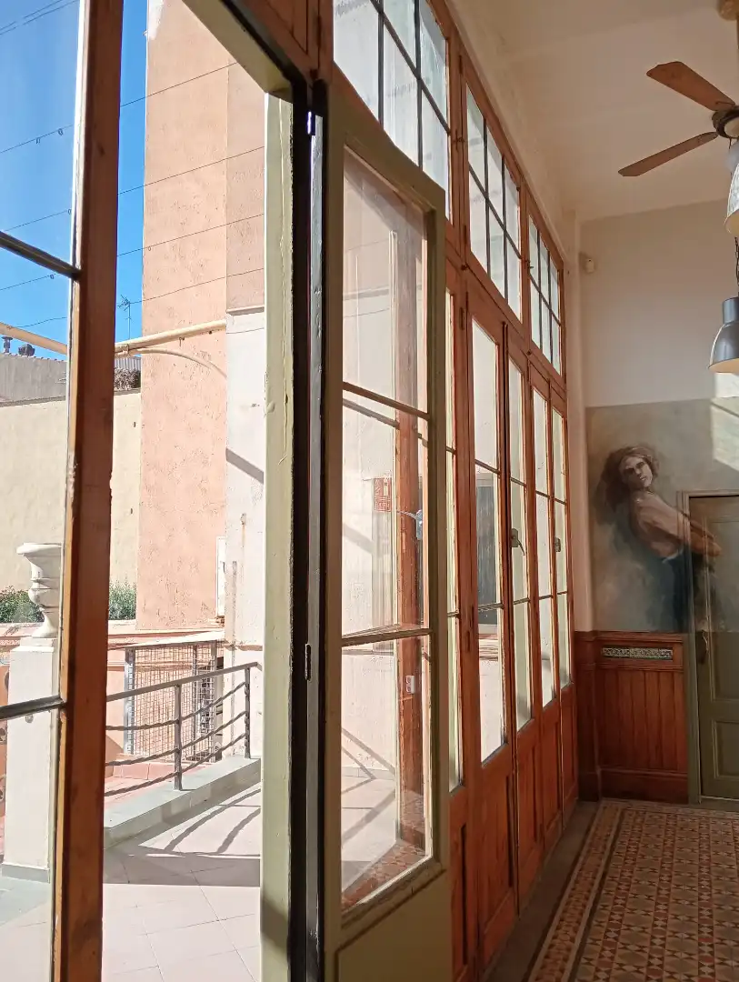 Außenansicht von Erdgeschoss zum Verkauf in Terrassa mit Klimaanlage, Heizung und Privatgarten