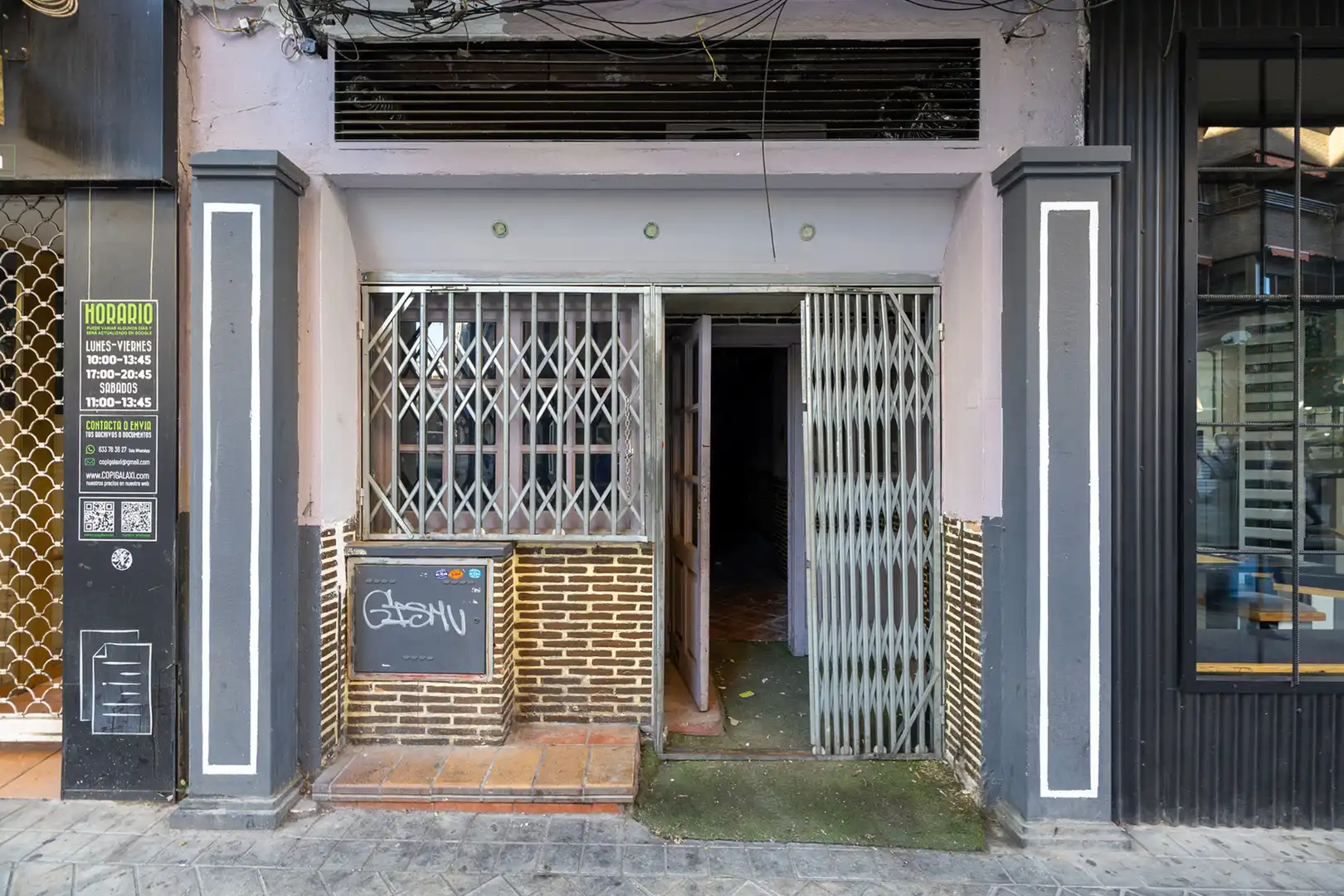 Local comercial de lloguer a Calle Martínez de la Rosa 23, imagen 2