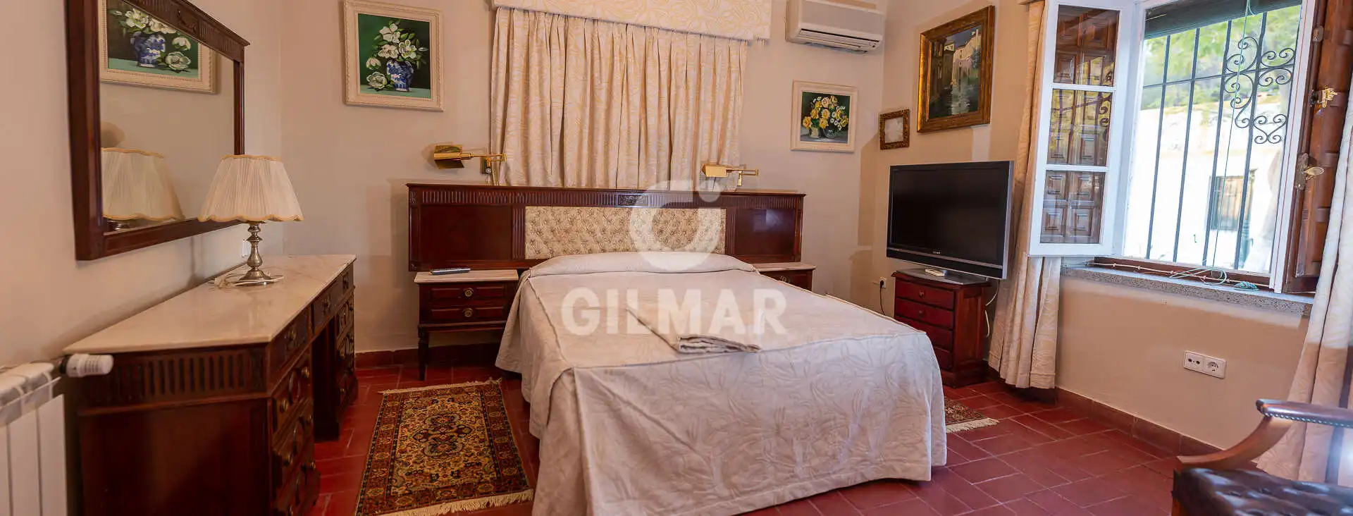 Habitación de Casa o chalet en venta en Marchena con Calefacción, Jardín privado y Piscina