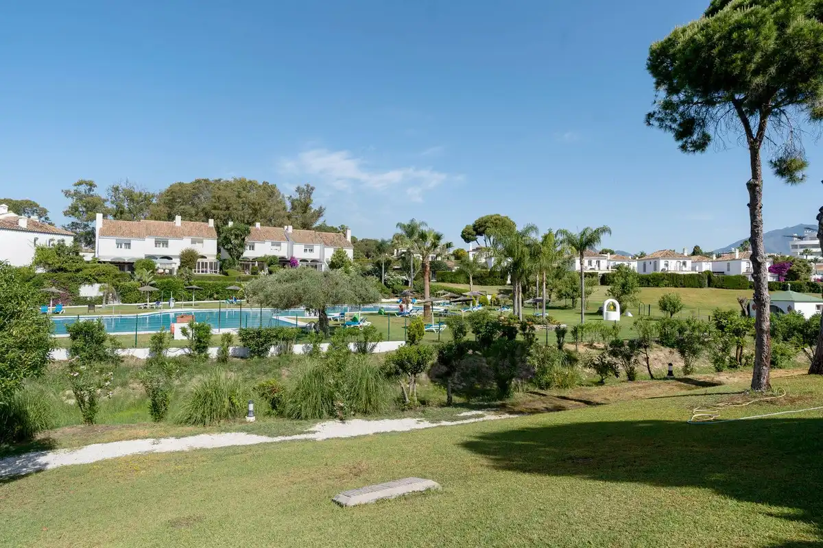 Jardí de Apartament en venda en Estepona amb Calefacció, Jardí privat i Terrassa