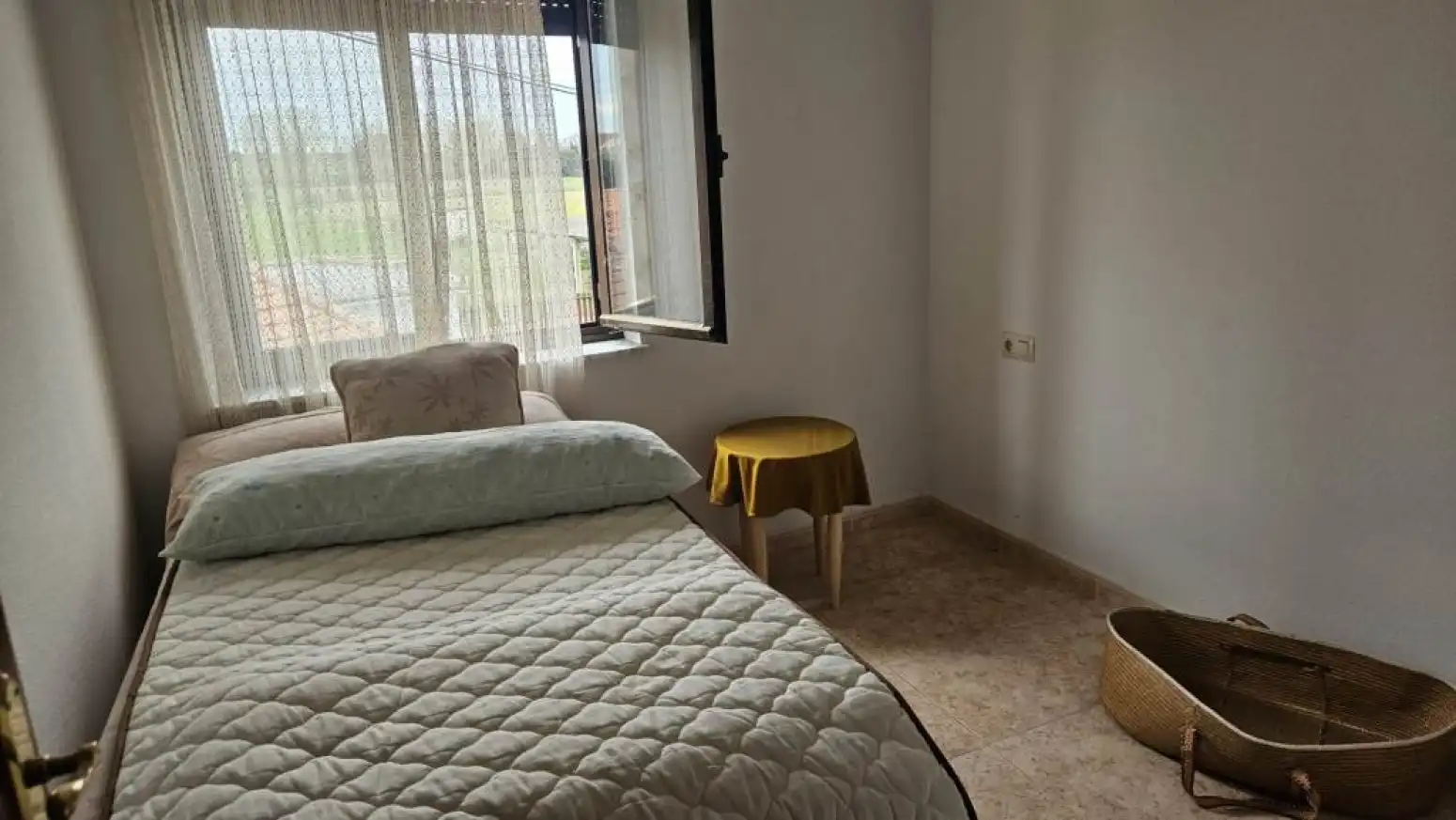 Bedroom of Houses for sale in Vega de Tirados  with Balcony