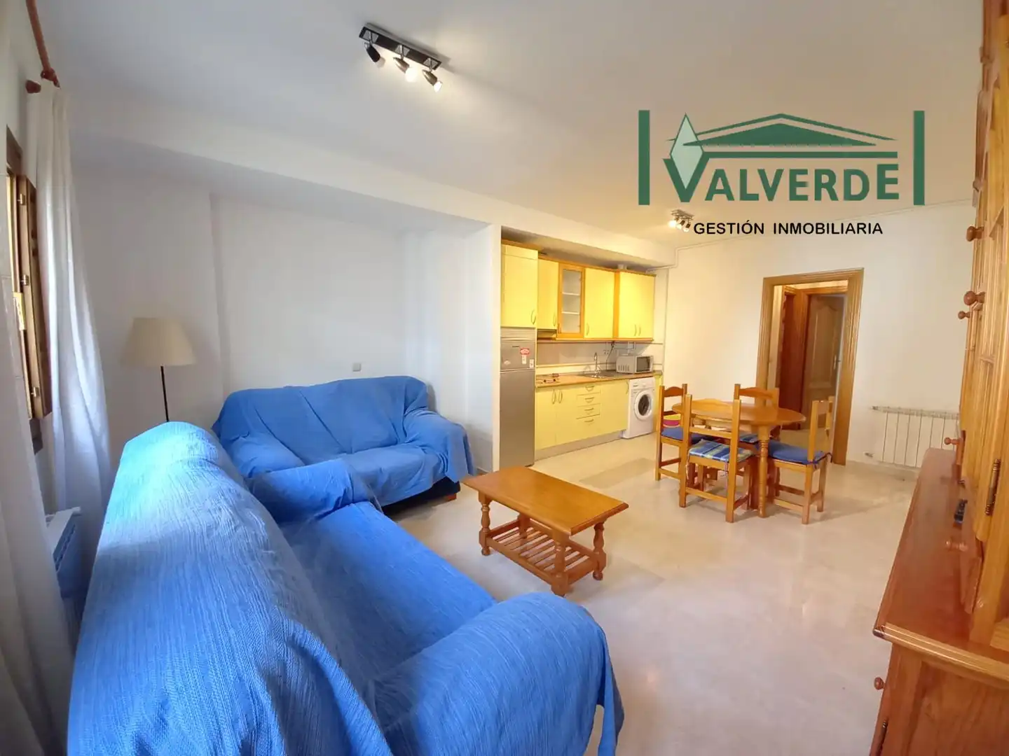 Exterior view of Flat for rent in Granada  with Air Conditioner, Heating and Furnished