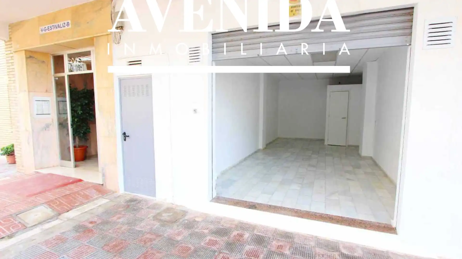 Vista exterior de Local en venta en Oropesa del Mar / Orpesa