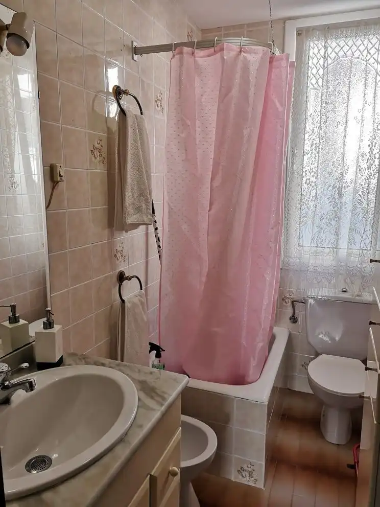 Baño de Piso de alquiler en Pasaia con Calefacción, Parquet y Amueblado
