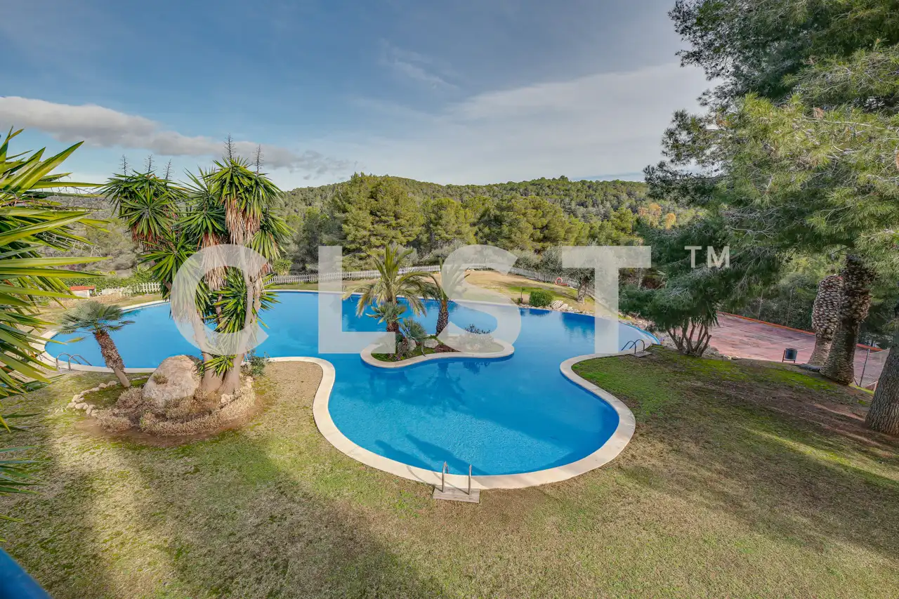 Casa con terraza en venta en Vallpineda - Santa Bárbara, imagen 13