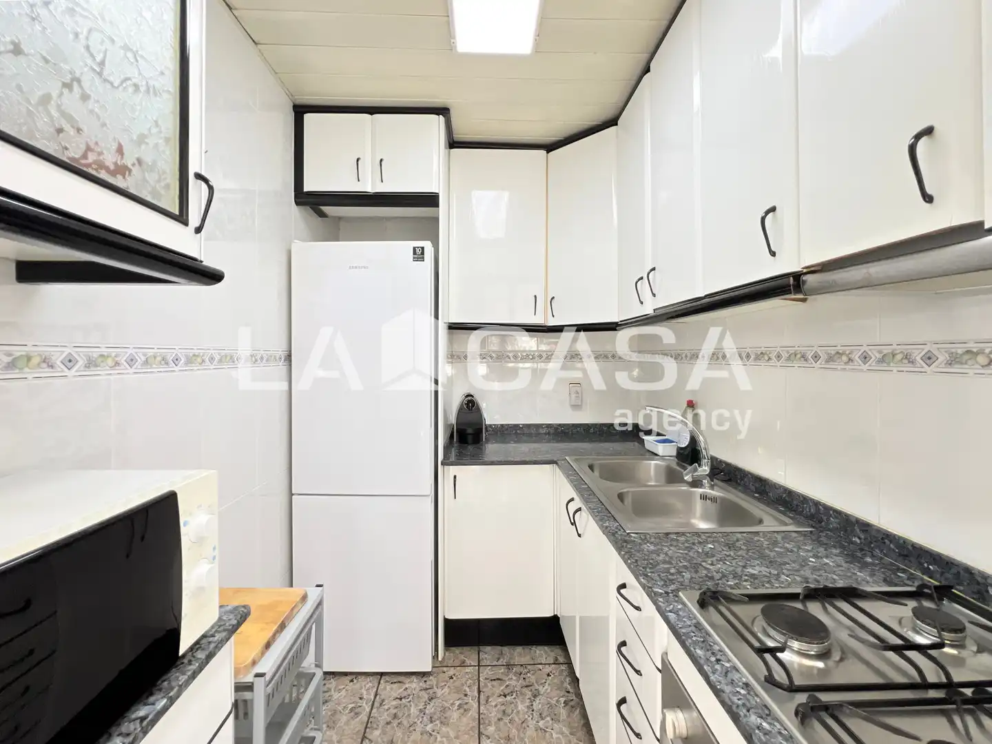 Cocina de Piso en venta en Badalona con Calefacción