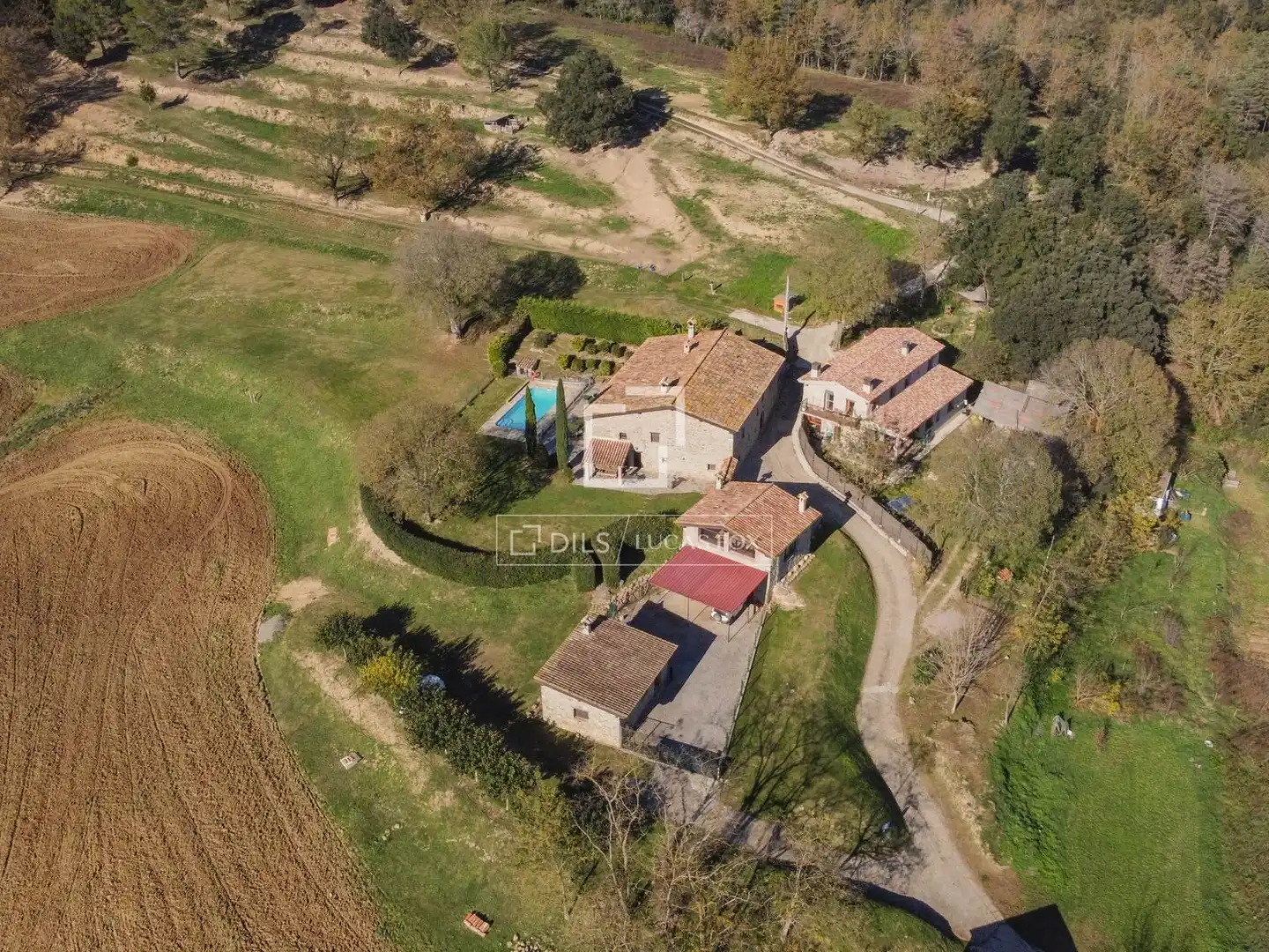 Finca rústica en venta en Santa Pau con Jardín privado, Terraza y Trastero