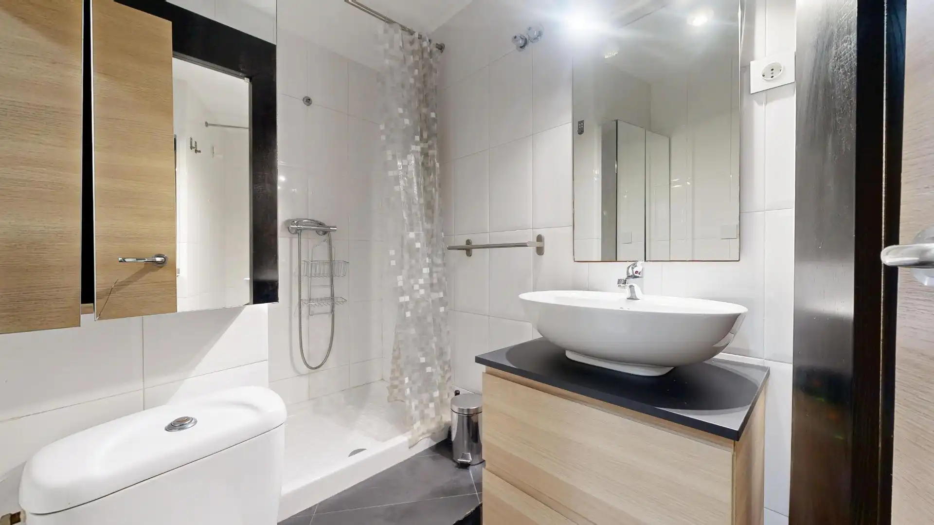 Bathroom of Houses for sale in Leioa  with Heating, Private garden and Terrace