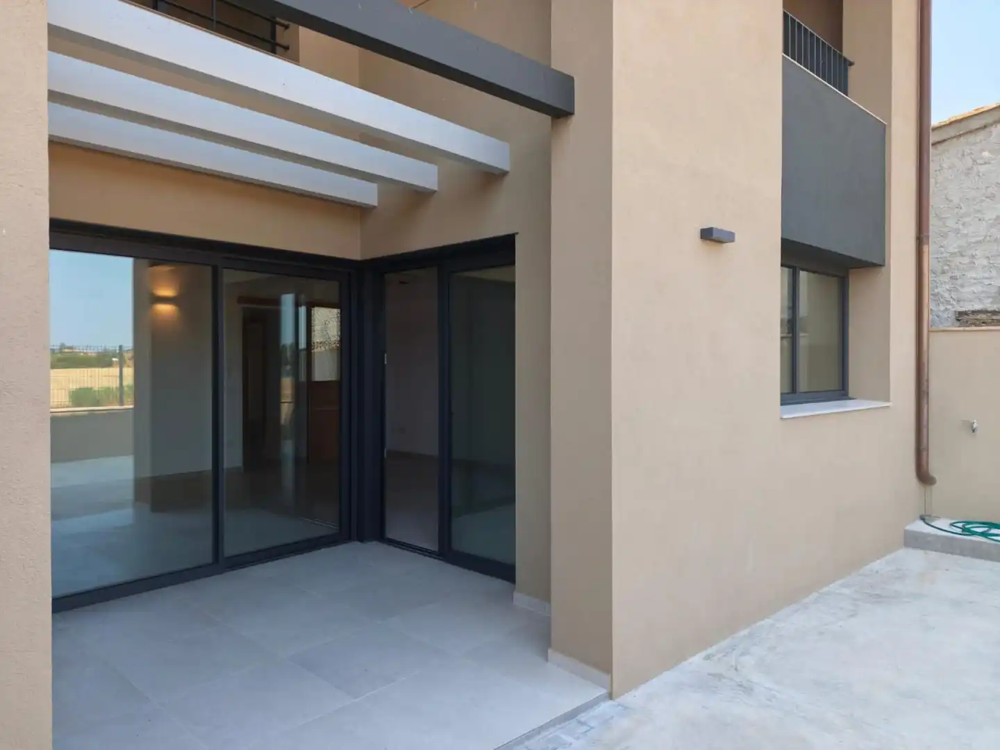 Detached homes for rent in Bàscara