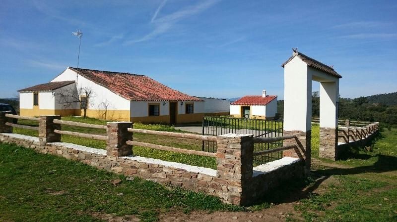 Exterior view of Land for sale in Salorino