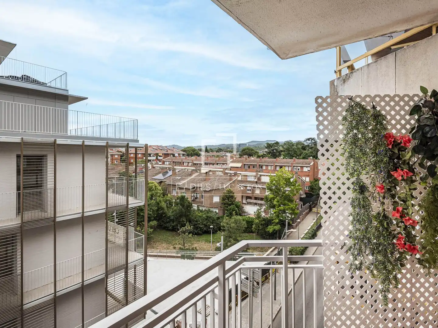 Terrasse von Wohnung zum Verkauf in Sant Cugat del Vallès mit Heizung, Terrasse und Balkon
