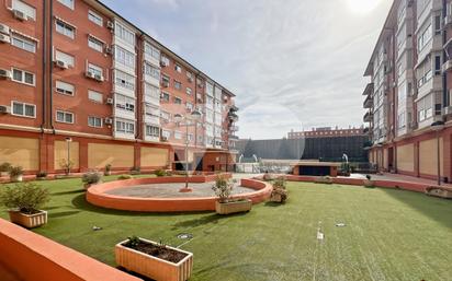 Exterior view of Flat for sale in Torrejón de Ardoz  with Air Conditioner, Heating and Parquet flooring