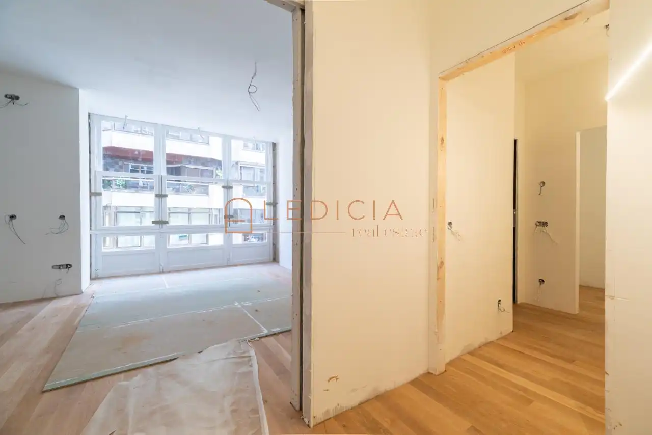 Flat for sale in Vigo   with Heating, Terrace and Furnished