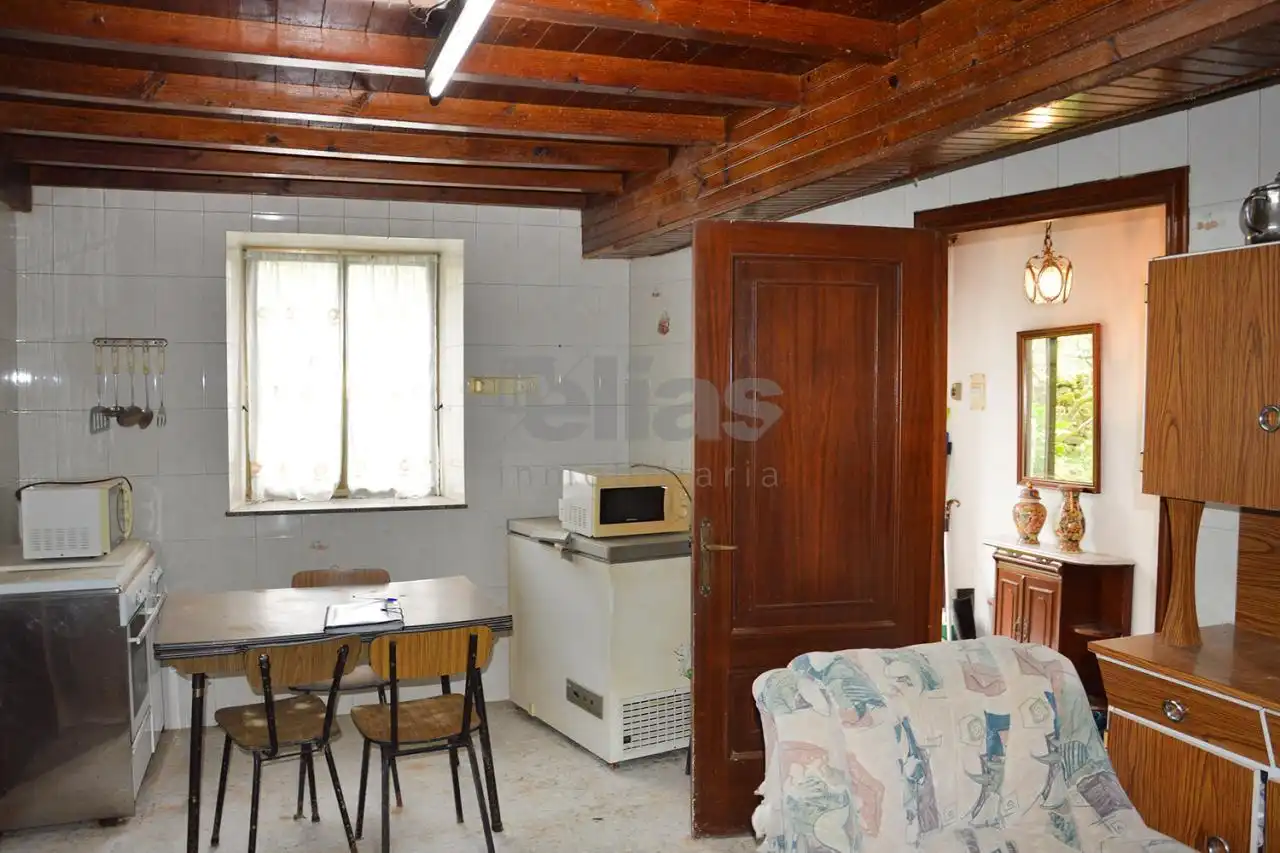 House with garden for sale in Vimianzo, imagen 9