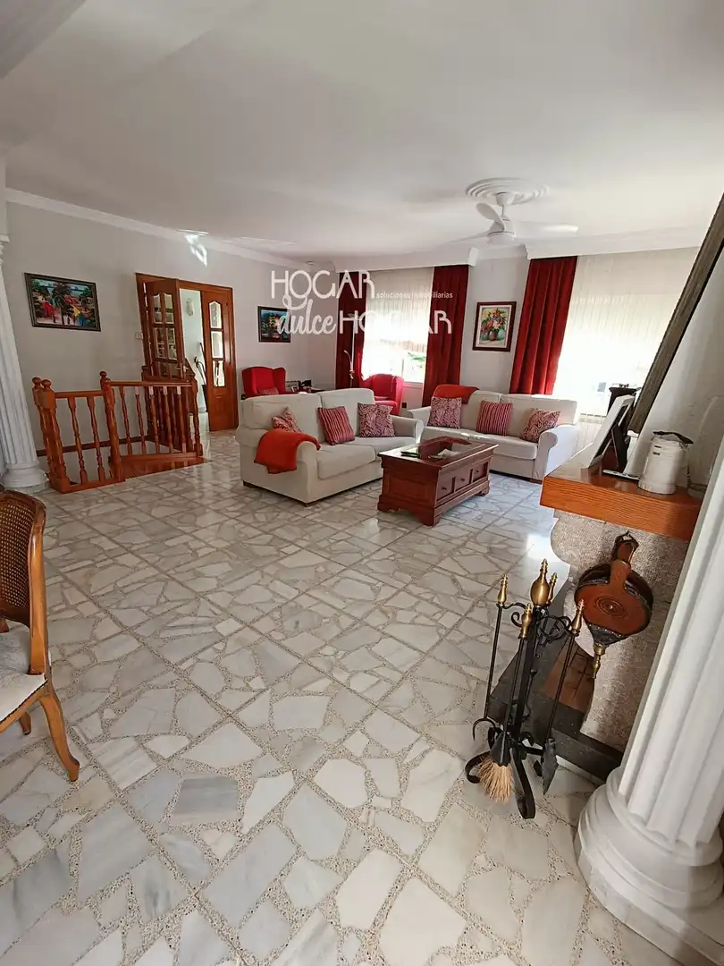 Chalet con piscina en venta en Torre de los escipiones, imagen 3