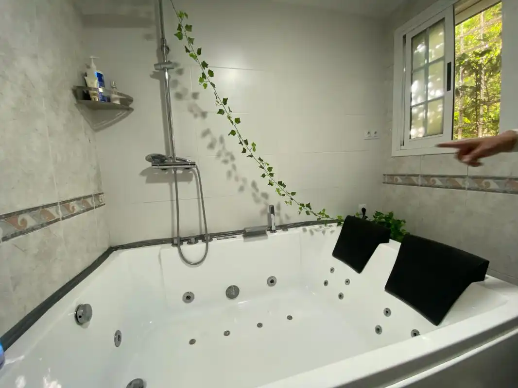 Bany de Casa o xalet en venda en Bétera amb Aire condicionat, Calefacció i Jardí privat