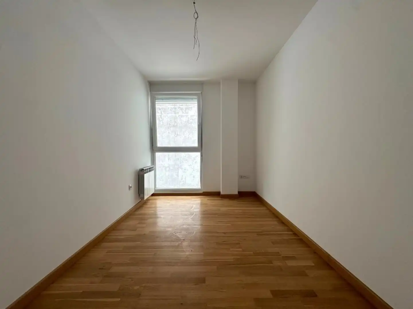 Piso en venta en Los Corrales de Buelna  con Calefacción, Parquet y Terraza