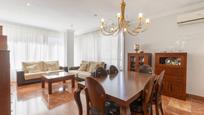 Dining room of Flat for sale in  Granada Capital  with Air Conditioner, Terrace and Balcony
