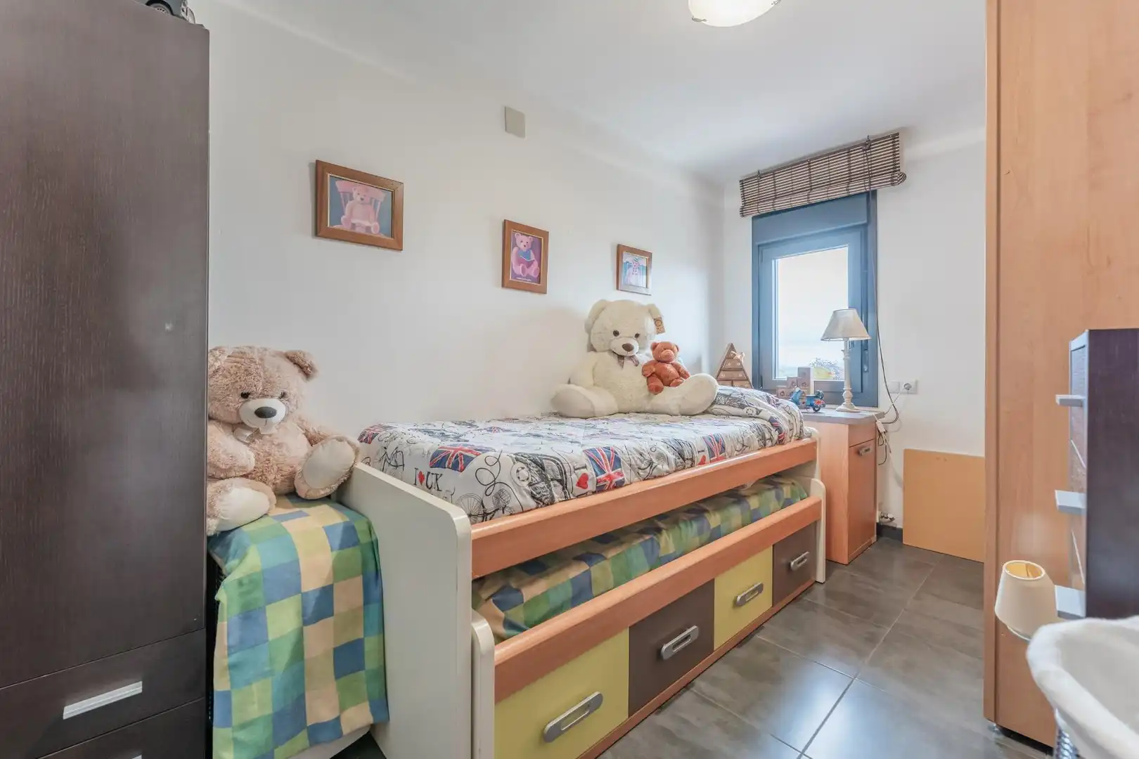 Habitación de Casa adosada en venta en Bigues i Riells del Fai con Aire acondicionado, Calefacción y Jardín privado