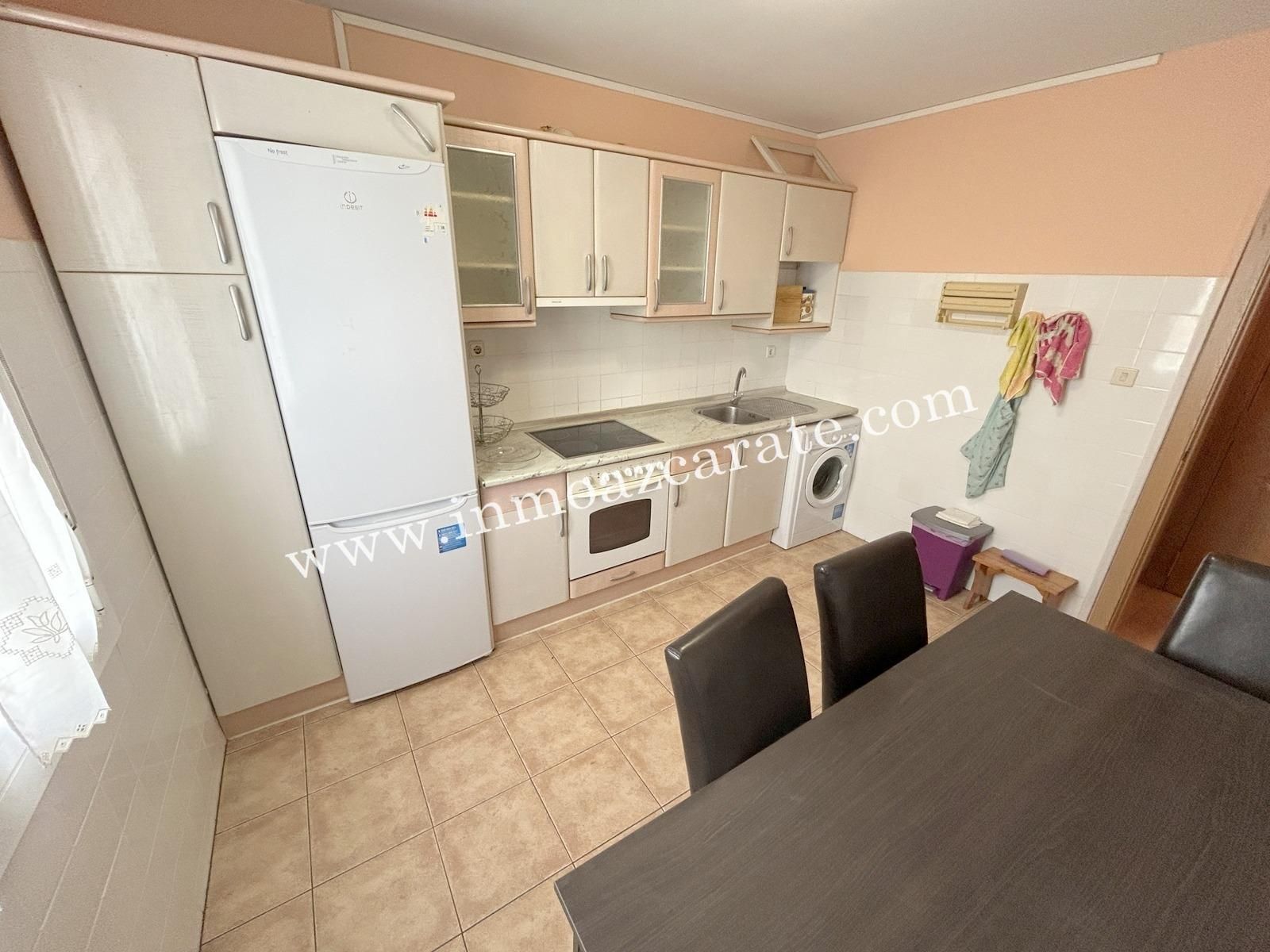 Cuina de Apartament en venda en Mendaza amb Balcó