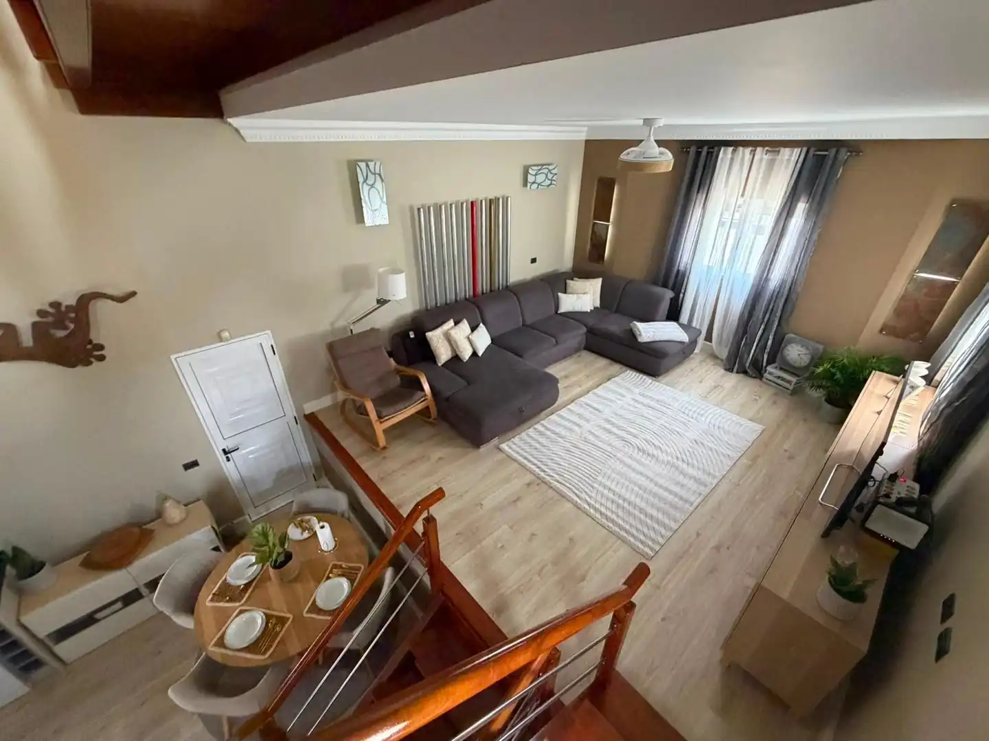 Sala d'estar de Casa o xalet en venda en Telde amb Aire condicionat, Calefacció i Jardí privat