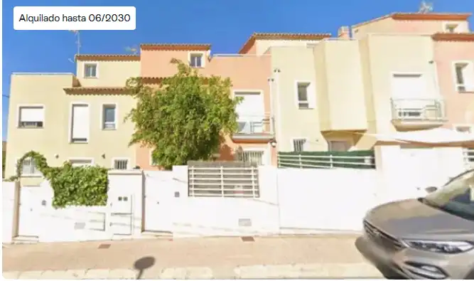 Casa a schiera con terrazza in vendita a Carrer les Palmeretes 8