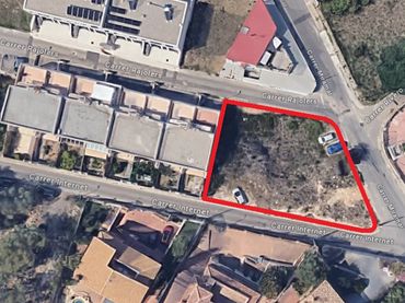 Terrain résidentiel à vendre à Carrer Internet 39