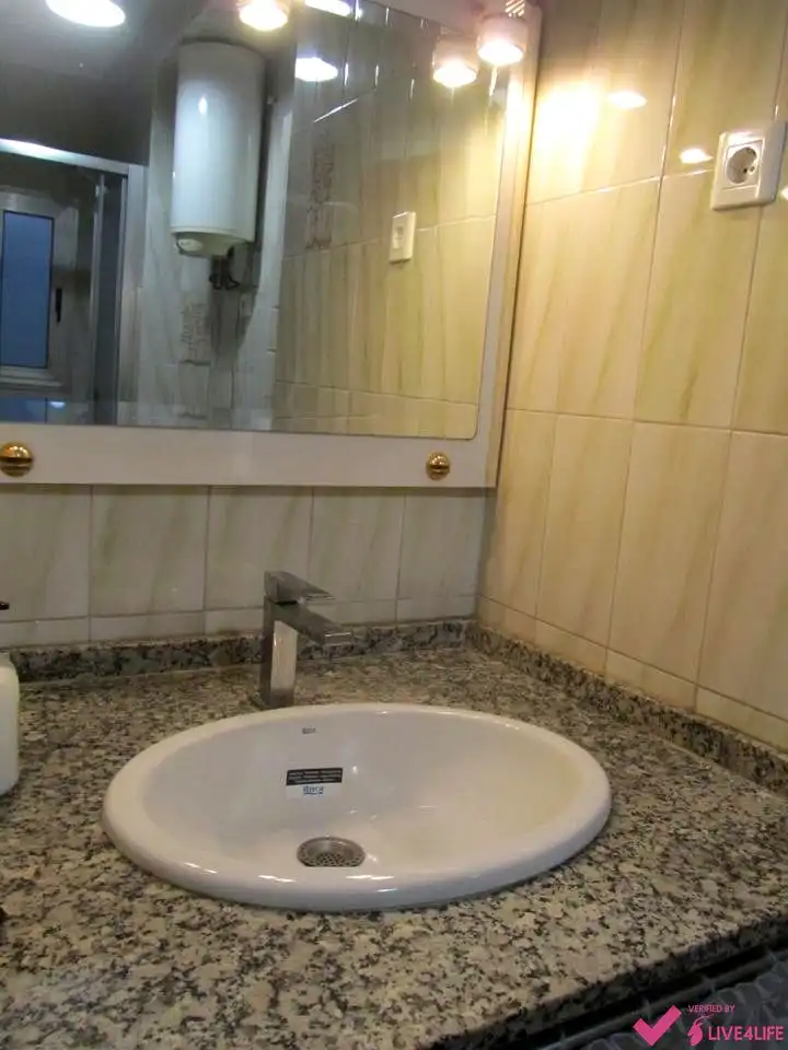 Bathroom of Flat for rent in Valencia  with Terrace and Furnished
