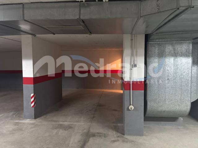 Garaje en Venta en N/A en Las Azaleas - Alkadir