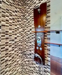 Bany de Casa o xalet en venda en Onzonilla amb Calefacció, Parquet i Terrassa
