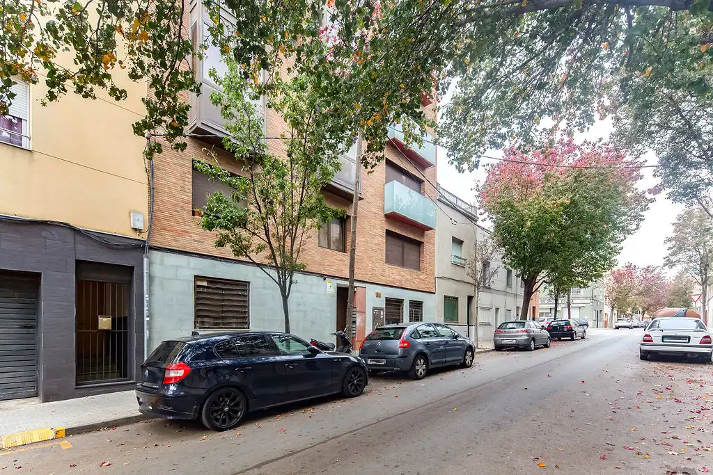 Außenansicht von Wohnungen zum Verkauf in Terrassa