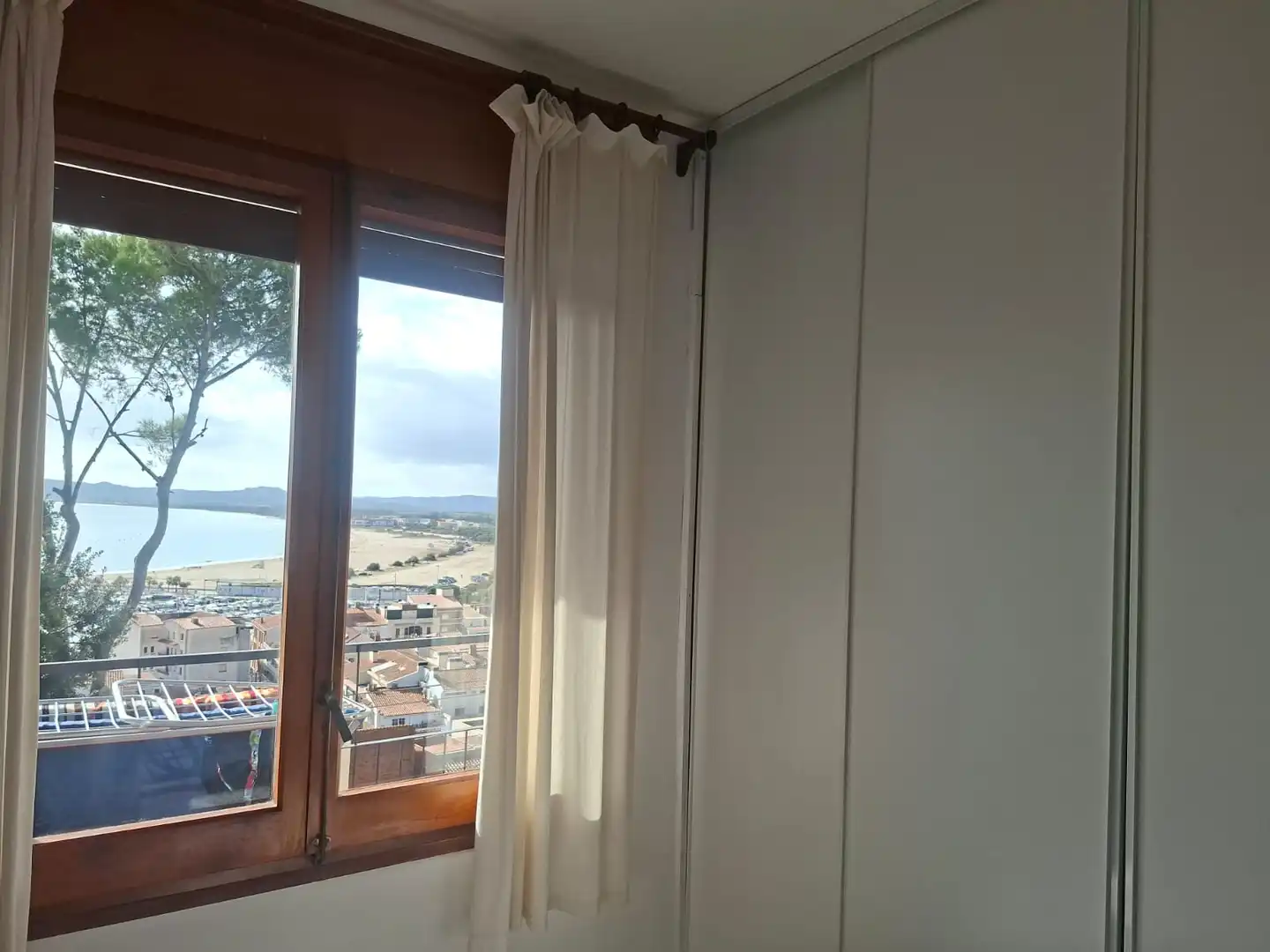 Habitación de Apartamento en venta en L'Estartit con Calefacción, Terraza y Amueblado