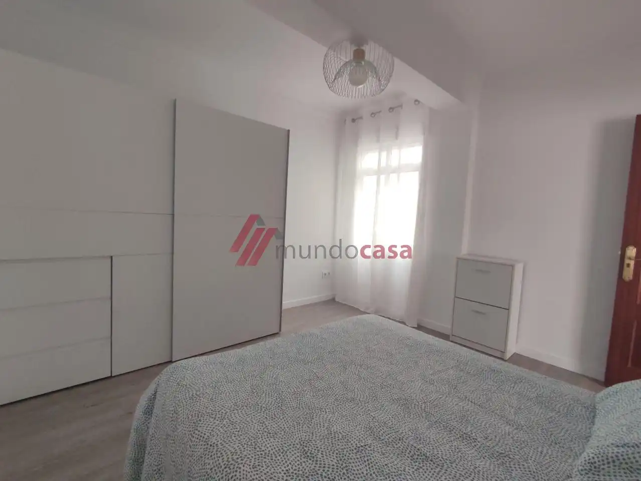 Flat for rent in Avda. de Vigo, Centro