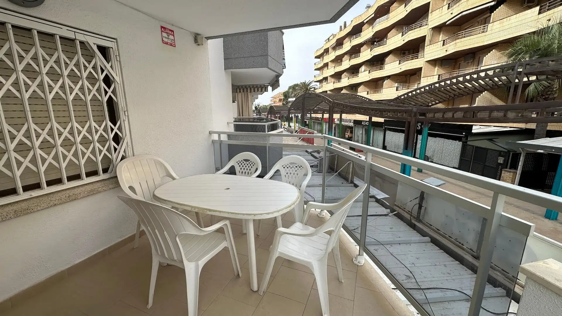 Apartments for rent in Calle BARBASTRE, Mar i Camp - Platja dels Capellans