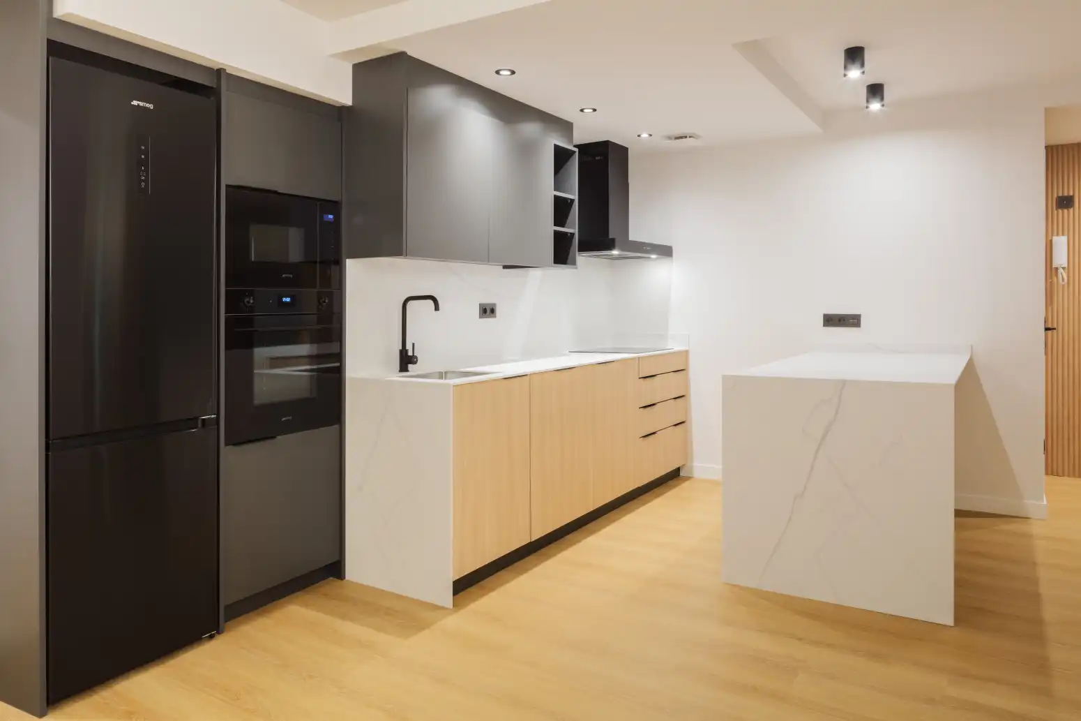 Kitchen of Flat for sale in Gijón   with Heating