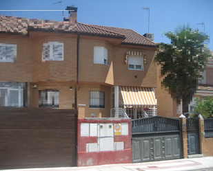 Single-family semi-detached for sale in Calle Mateo de Leceta, Navalcarnero