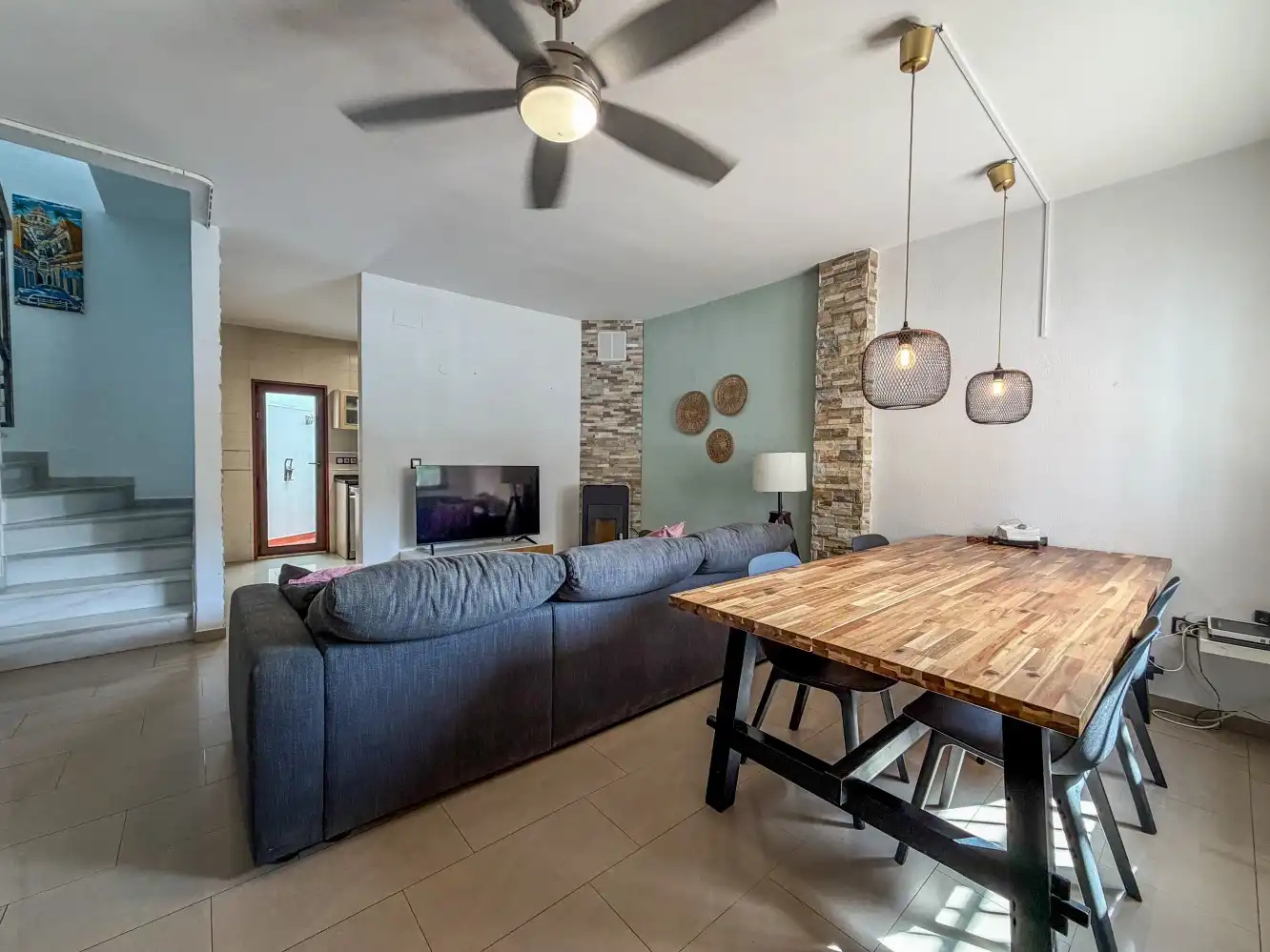 Sala de estar de Casa adosada en venta en Torrox con Aire acondicionado, Calefacción y Terraza
