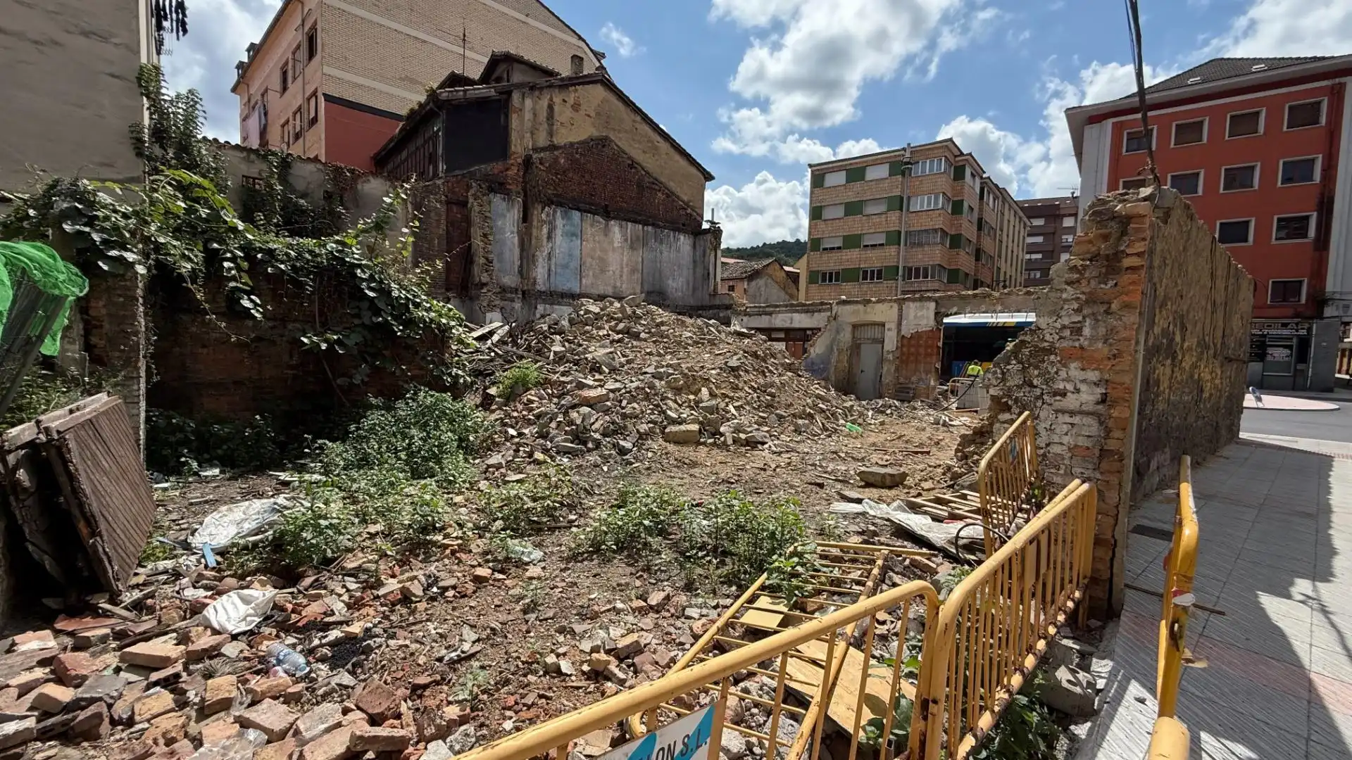 Außenansicht von Residential zum Verkauf in Langreo