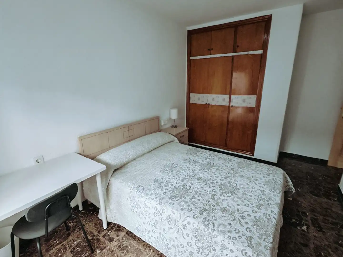 Appartamento con terrazza in affitto a Centro, imagen 13