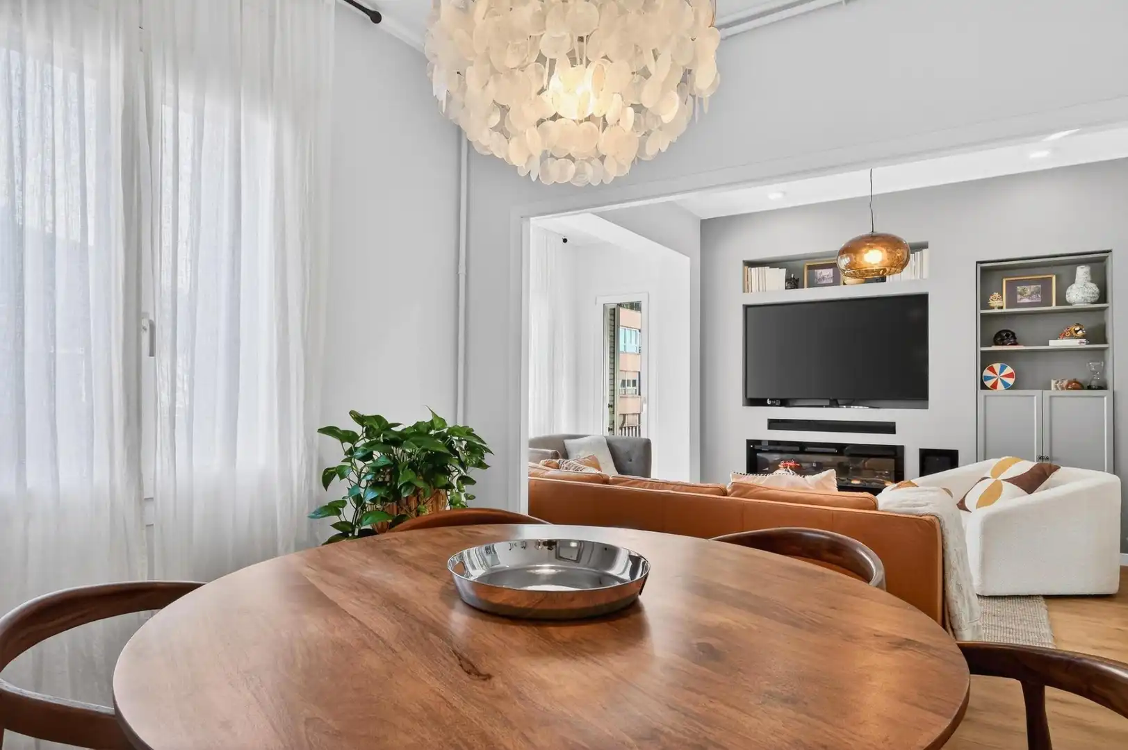 Comedor de Piso en venta en Girona con Calefacción y Balcón